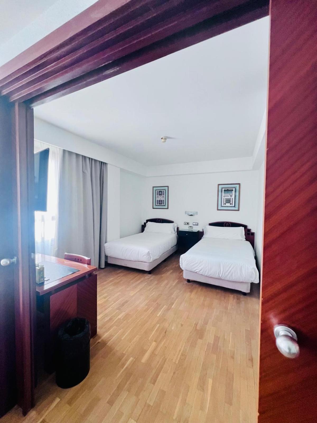 Hotel Ciudad De 3*